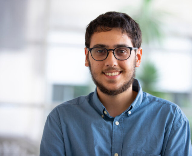 Graduado de Ciencia Política obtiene el Premio Nacional de Ciencia Política 