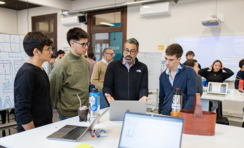 imagen de Ingeniería en Informática acreditada ARCU-SUR