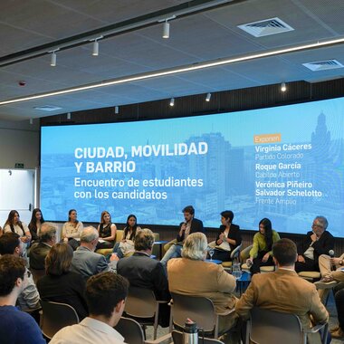 Actividad con Candidatos a Intendente de Montevideo 2025