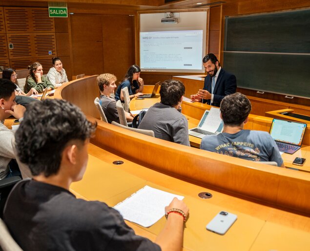Nuevas becas de especialización en Derecho gracias a convenio con la Universidad de Salamanca