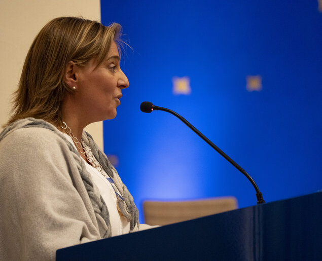 La Dra. Ana Laura Palombo asumió como decana de la nueva Facultad de Psicología y Bienestar Humano