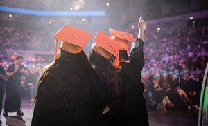 imagen de Graduación UCU 2025: más de mil alumni celebraron el camino recorrido