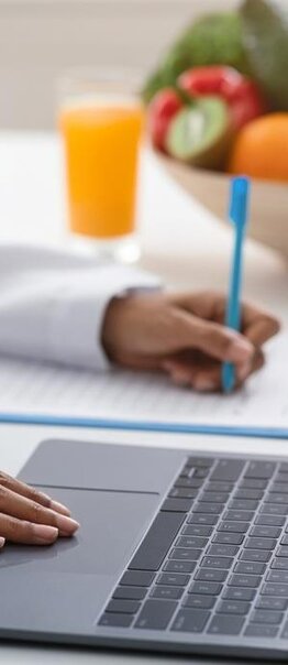 Diploma en NUTRICIÓN INTEGRAL Y ESTILOS DE VIDA SALUDABLES